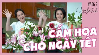 Quỳnh Anh - Huyền Mi cắm hoa mùa Tết