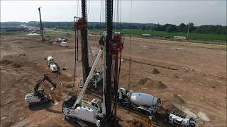 Four IHC FUNDEX rigs at the same project (drone movie)