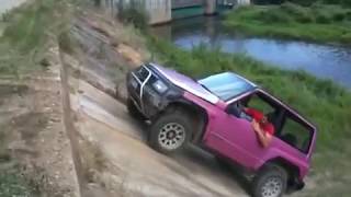 Suzuki vitara vs daihatsu feroza