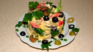 Салат "Ривьера" с курицей.