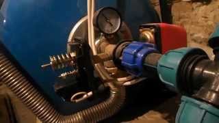 Регулировка давления в системе водоснабжения (Adjusting the pressure in the water system)