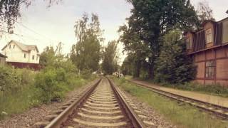 Поезд отправляется со станции Пионерская
