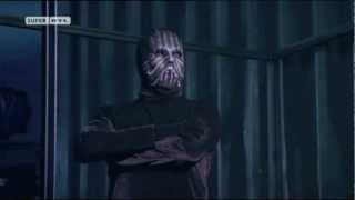 Der Magier mit der Maske - Durch Container gehen (mit Lösung)