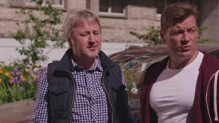 Семья Светофоровых. Папа Семен Светофоров ищет Сеньку и Димку
