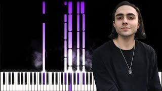 LIZER - Молодым | Как играть на пианино | Piano Караоке