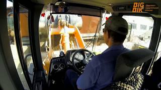 Погрузчик HYUNDAI HL757-9S: настоящая работа на заводе ЖБИ
