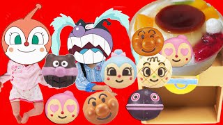 プリンアラモード ガチャガチャ アンパンマンおもちゃ　ドキンちゃんとばいきんまん
