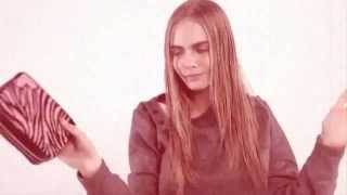 Cara Delevingne sings "I want candy"