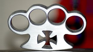 Casting Aluminium  Knuckle Duster out of empty Aluminium CANS.