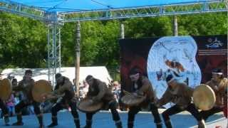 Мэнго отжигает