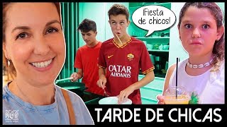 Un DÍA DE CHICAS ?‍♀️ con Lady Pecas ? NOS VAMOS DE COMPRAS y AL CINE en el CENTRO COMERCIAL ?