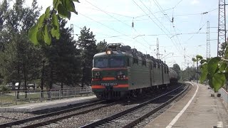 Электровоз ВЛ80С-924/950 с грузовым поездом