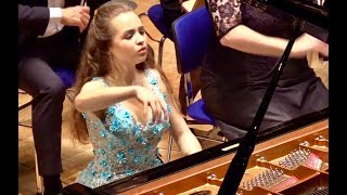 Laetitia Hahn Schumann Piano Concerto, in A minor, OP. 54 with Robert Ryker