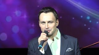 "Can't take my eyes off you" - Владислав Косарев и Ансамбль русских народных инструментов ( 2019 )