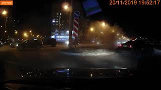 Сложности проезда перекрёстка с круговым движением