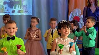 Выпускной утренник "Цветущий сад из дошколят"