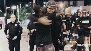 Ken Nwadike Takes His 'Free Hugs' Project To Charlotte