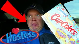 Hostess's  Llama Cupcakes (Reed Reviews)