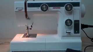 JANOME LE22 (L 394) видео обзор