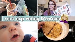 DAY IN THE LIFE OF A STAY AT HOME MOM WITH A BABY VLOG | Cook With Me & FabFitFun Unboxing