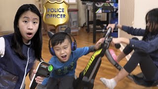 Pretend Play  on Smart Phone User Fault VS Wild Driver Fault