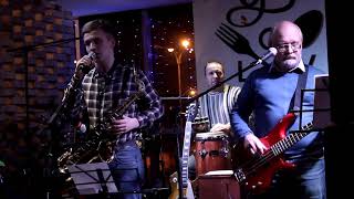 Машина Времени - В Никитском ботаническом саду ( кавер Заводная рыбка ) " Open Kitchen" 14,12,201