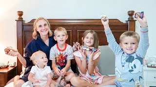 Kids React to SOUVENIRS