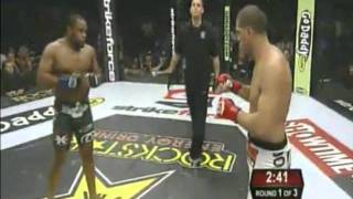 Antonio Silva vs Daniel Cormier (Strikeforce World Grand-Prix Heavyweight 10-09-11)