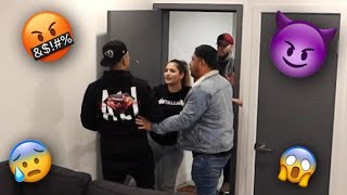 FOOD DELIVERY GUY FLIRTS WITH GIRLFRIEND!!! (BOYFRIEND LOST IT)