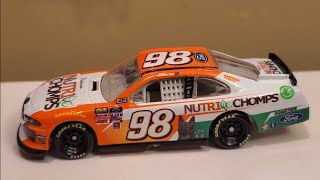 2019 Chase Briscoe Nutri Chomps 1:64 (NASCAR Authentics Die-Cast Review)