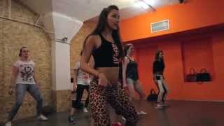 Booty dance с Дарьей Мороз в 9 Залов