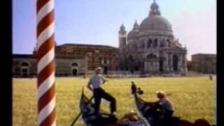 Mulino Bianco - spot 1994 - La natura in città: Venezia e le Fette Biscottate