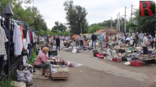 Provincial flea market invites to experience the unrefined Russian life