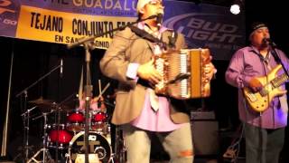 Albert Zamora performing Doña Juana at the 2012 Tejano Conjunto Festival
