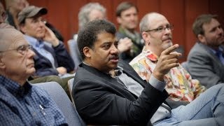Neil deGrasse Tyson: Aliens & UFOs explained by astrophysicist