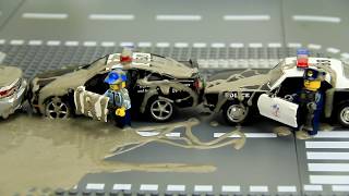 Police vs Cars in the mud &   Police Car Wash!