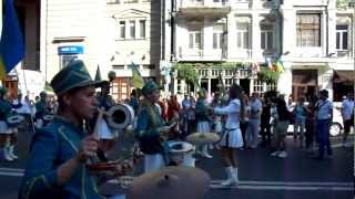 Последнее выступление барабанщиц в финале Евро 2012.