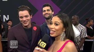 Matthew Daddario y Dominic Sherwood 2018 sub español