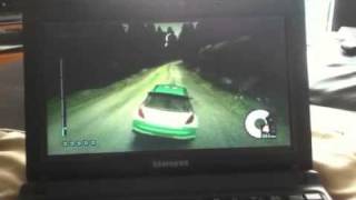 Samsung N150 Plus netbook playing Dirt 3 using OnLive
