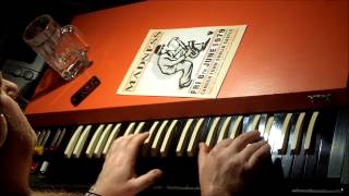 MY FULL COVER OF "LIQUIDATOR".  LIVE 1964 VOX CONTINENTAL ORGAN.