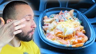 Taco Bell NEW Buffalo Chicken Nacho Fries Food Review