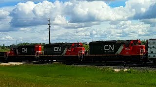 Main Line Freight, Locals and SD40-3 CN Shunters Operating In Winnipeg (06/19/2017)