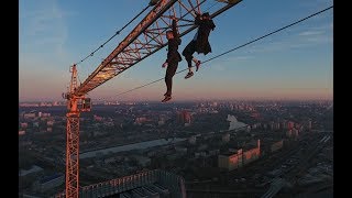 18+ Упал башенный кран, погибли люди!!! Ураган в России 26 июня, подборка самого шокирующего №4