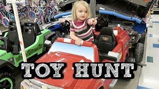 TOY HUNT AT TOYS R US! | Cousin's Birthday Present