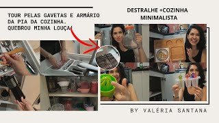 TOUR PELAS GAVETAS E ARMÁRIO EMBAIXO DA PIA|  ORGANIZANDO +  DESAPEGO |COZINHA MINIMALISTA - EP:03