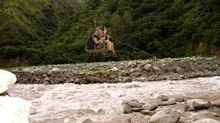 Rosa Bussarna på Inca jungle trail