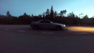 Nissan Skyline R34 accerlation