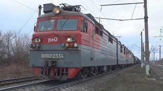 Электровозы ВЛ80С-2334 + перегоночный ВЛ80С-1125 с грузовым поездом