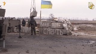 Обстріл блокпоста українських військових в Мар'їнці