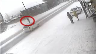 В Ужуре мужчина застрелил жену и себя из ружья